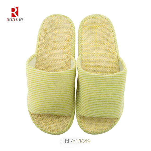 Wholesale fancy winter indoor unisex cotton slippers with logo and print customized
